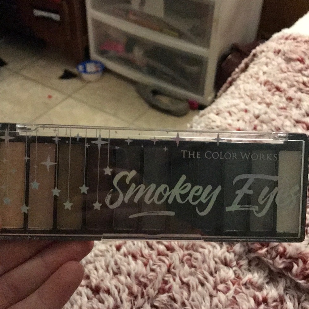 eyeshadow